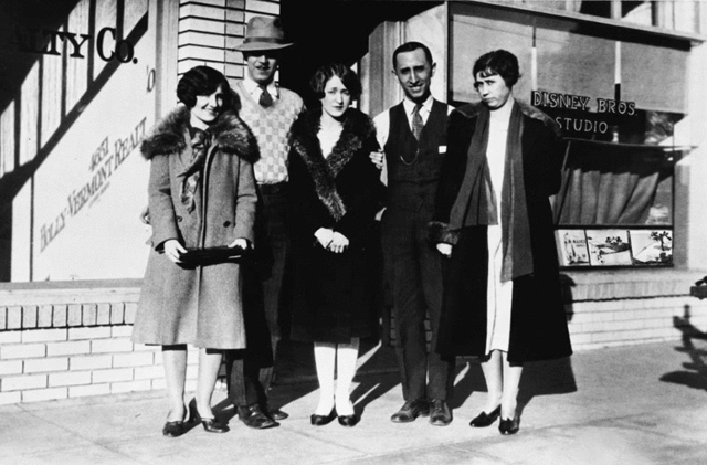 Las primeras puertas de salida de Walt Disney Company