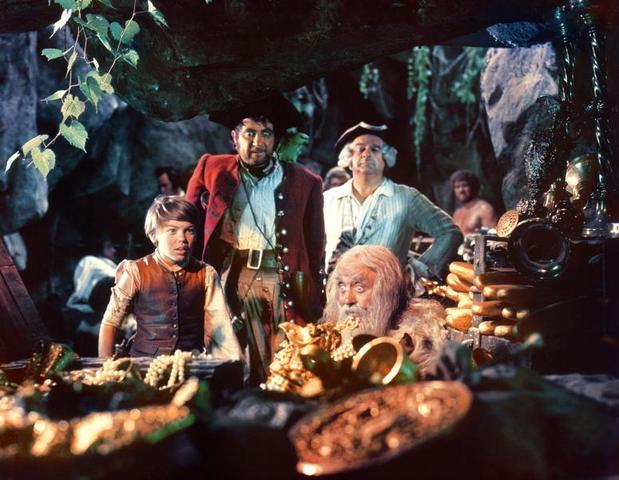 Disney lanza su primera película de acción real, La Isla del Tesoro.