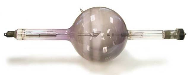 historia del equpo dental