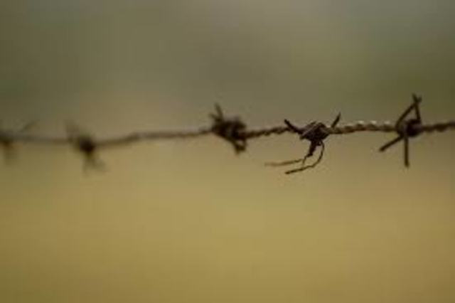 barbed wire invented