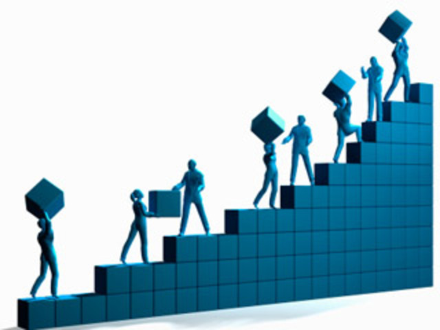 COMPETENCIAS ENTRE EMPRESAS  1980