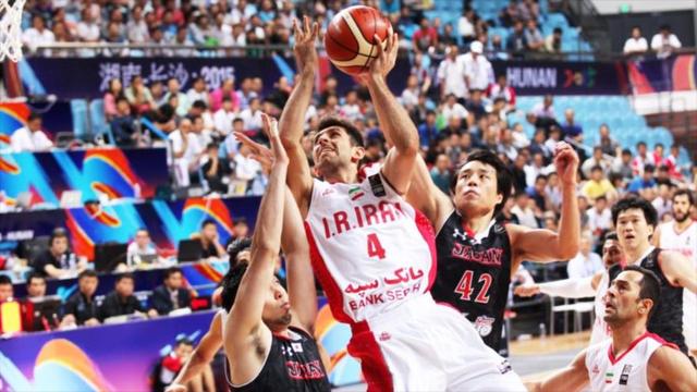 1894 El baloncesto llega a Irán y China