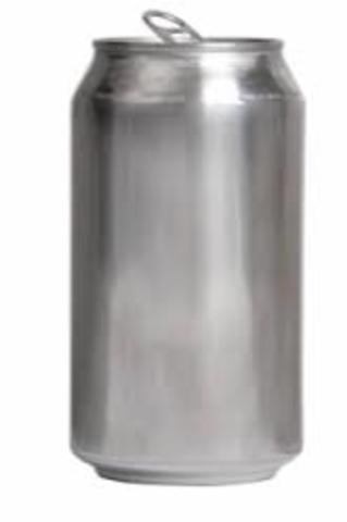 Evoluciona el envase, se diseña la lata de aluminio