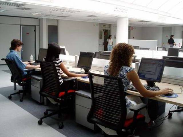 BCE, Se crean los centros de computación en las universidades colombianas