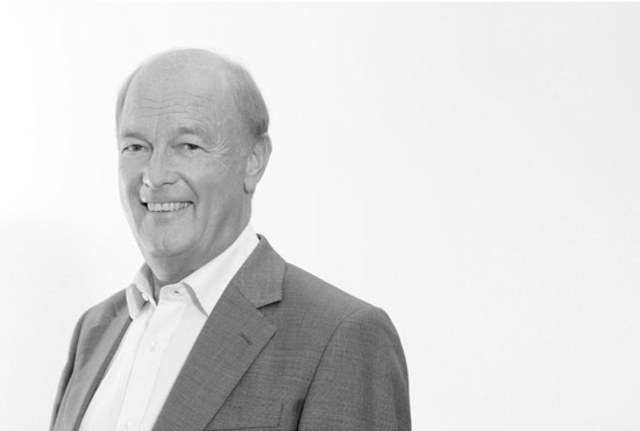 John Oakland - Estados Unidos