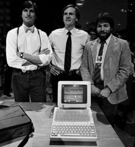 Jobs and Wozniak Present the Apple ll