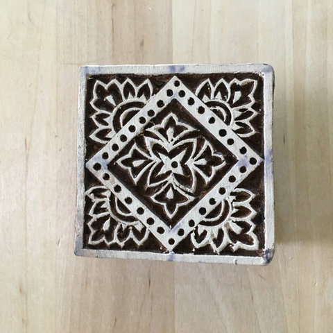 Europeos comienzan la impresión por bloque