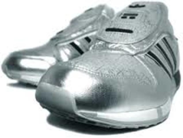 Nueva tecnología en sus zapatos.