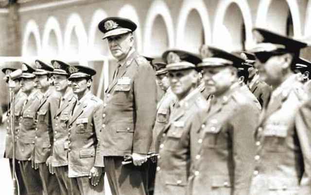 Passou a comandar a 4º divisao da cavalaria de Campo Grande