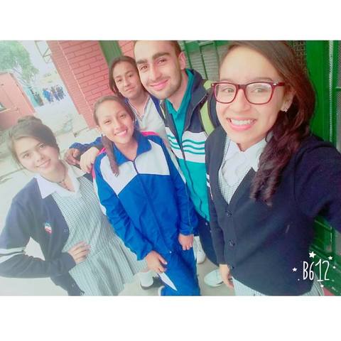 Mi Primera Foto Con El Profesor De Sistemas