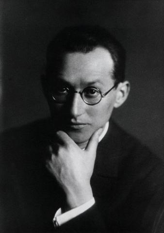 Kurt Lewin (1890-1947)
