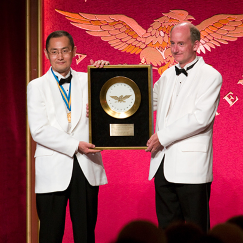 James Thompson y Shinya Yamanaka