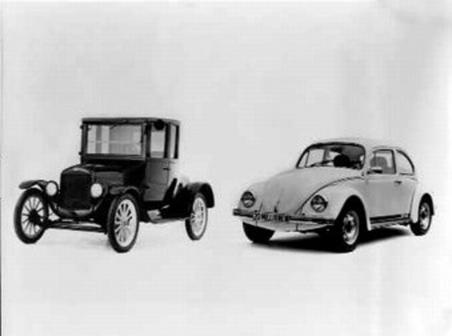 FORD T VS ESCARABAJO