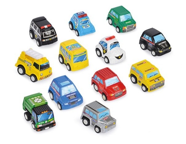 Brincadeiras com carrinho de fricção