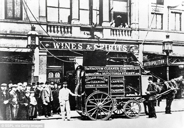 First engine powered vaccum invented