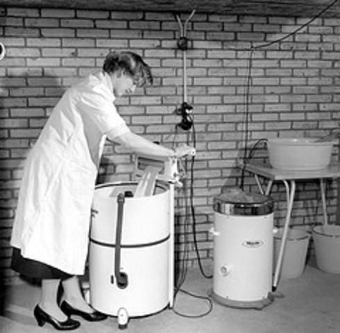 the washing machine "scrub board" was first invented by james king