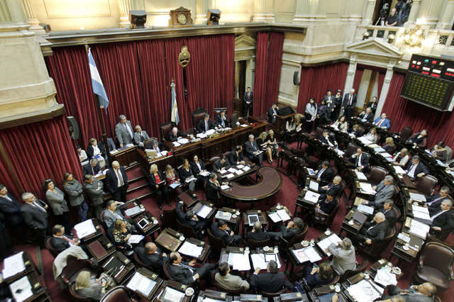 Reunión de la Comisión de Puntos Constitucionales del Senado de la República.