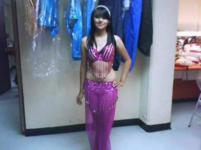 Primera presentación de Danza Árabe.