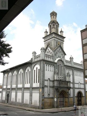 Su primera misa fue en Nuestra Señora de las Angustias de Bogotá
