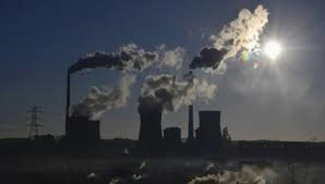 Se promulga la Ley federal para prevenir y controlar la contaminacion ambiental