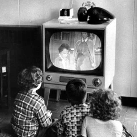 proyecto de la televisión educativa infantil, el cual duró tres años y se desarrolló con la colaboración de la Agencia Internacional para el Desarrollo -ADI-.