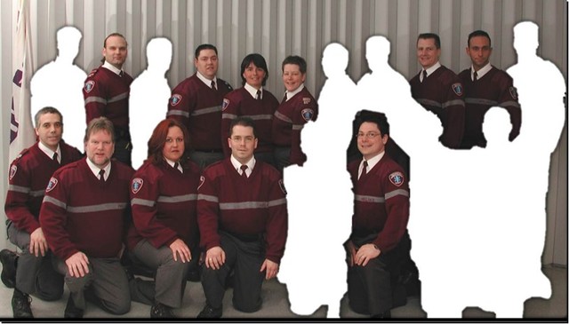 Cohorte restante des 11 paramédics soins avancés sur les 18 soins avancés de 2001