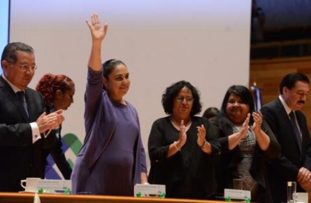 Sara le cobra a "lo chino" los adeudos a Javier Duarte