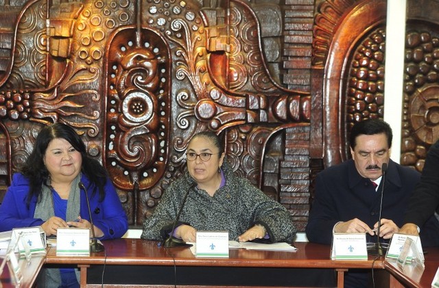 UV denuncia al gobierno de Javier Duarte por falta de pagos