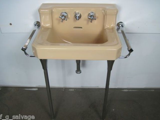Sinks with hot and cold water