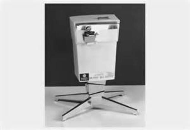 1957 electric can opener