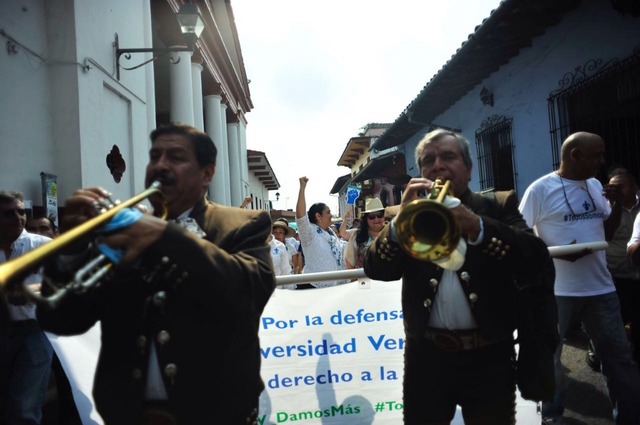 Vuelve a marchar UV contra gobierno de Duarte