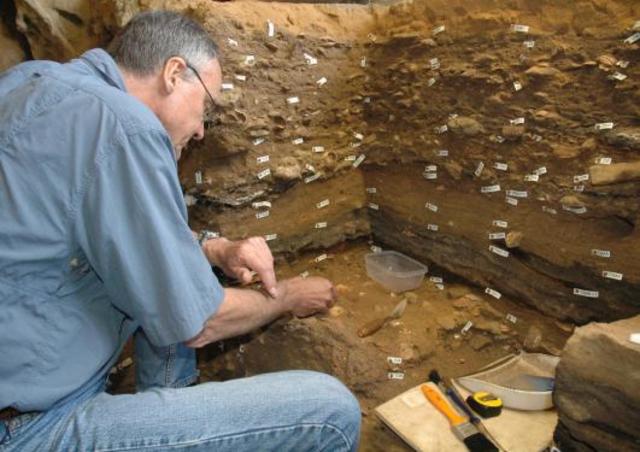 Excavation starts at Blombos Cave