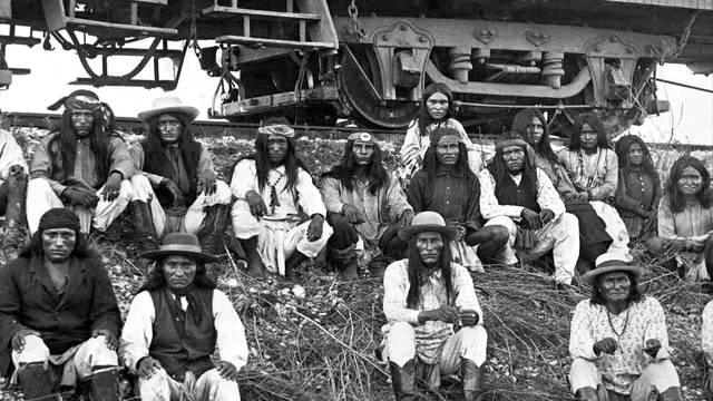 Surrender of Geronimo and the Apaches
