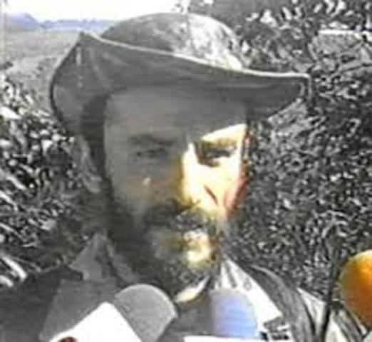 Se involucra en el conflicto Jacobo Arenas