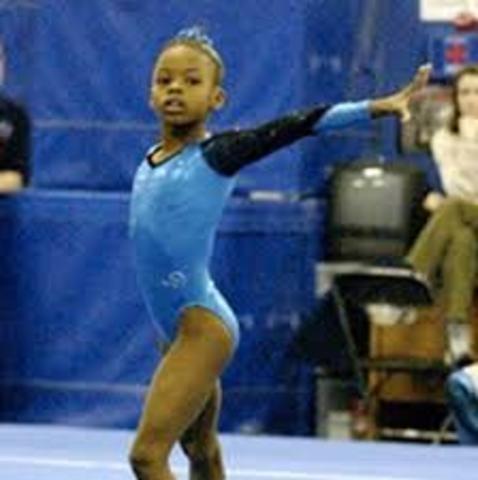 Comenzó el entrenamiento formal de gimnasia