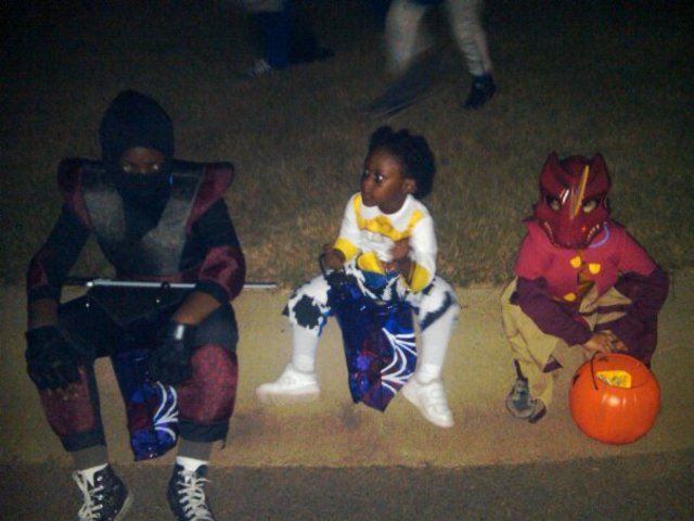 Halloween With My Sister and Friends