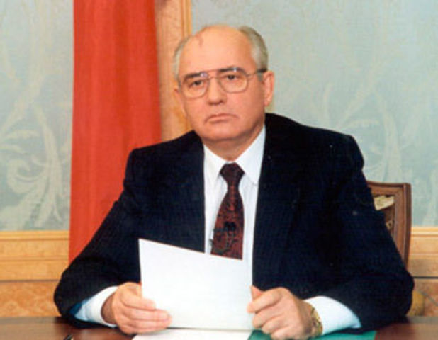 Gorbachov se retira.
