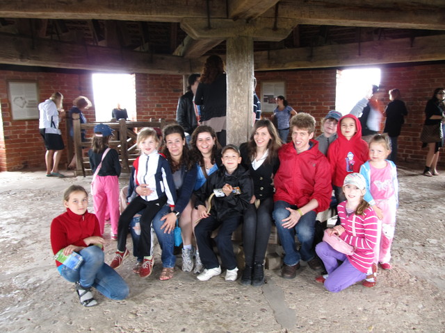 Volunteer trip with Hillel to Latvia and Lithuania