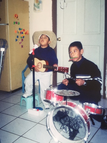 La vez de la banda familiar.