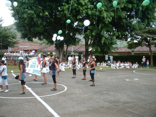 CEREMONIA DE INICIO DE LOS JUEGOS
