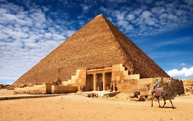 Engineering in Ancient Times - Egyptian pyramids