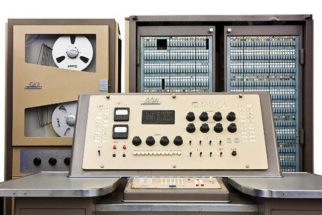 Evolution of Computers: Mainframe