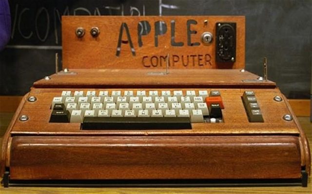 Apple 1