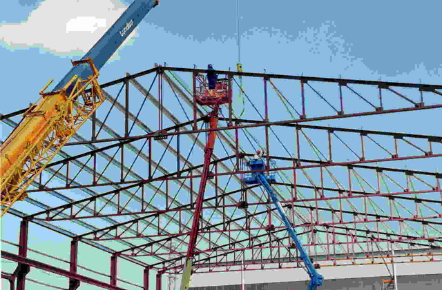 Empleo de elementos estructurales como el concreto reforzado, pretensado, estructuras metálicas  en los años de 1950 a 2000, finales del siglo XX