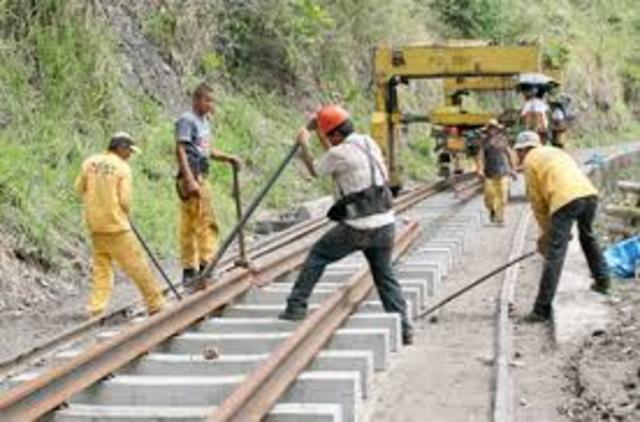 CONSTRUCCIÓN VÍA FERREA