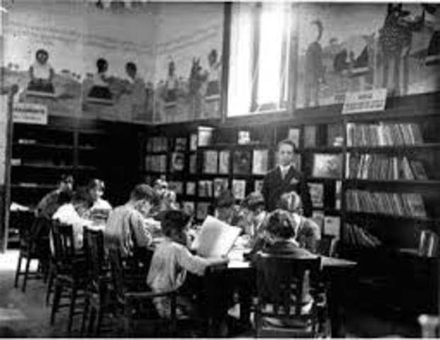 Se instalan 2426 bibliotecas en todo México