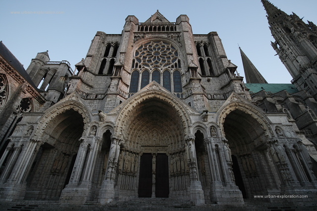 EL NATURALISMO DE CHARTRES