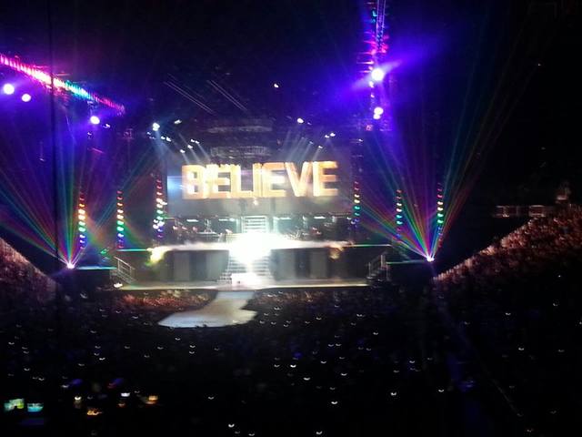 In a concert of Justin Bieber