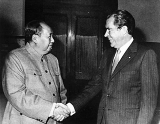 El presidente de los Estados Unidos, Richard Nixon visita China