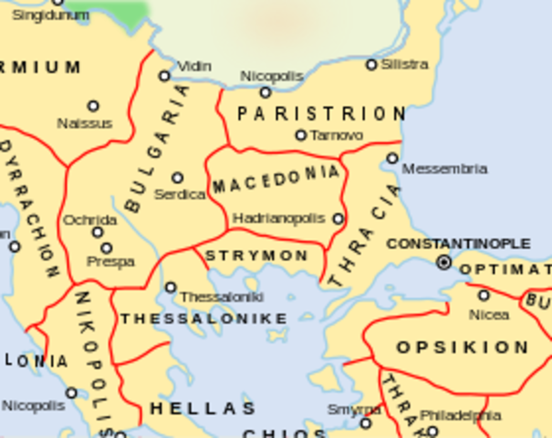 Nacimiento de Aristóteles de Estagira.